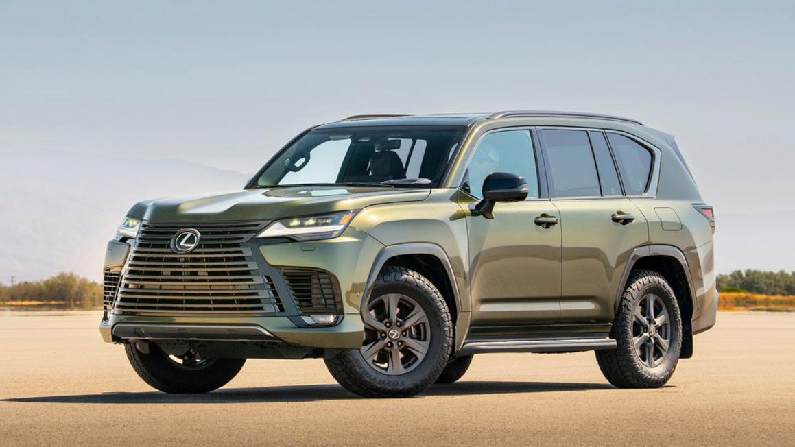 08.10.25 2025 Lexus LX 700h Ultra Luxury SUV 19