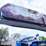 Cứu sống bé trai đi trên đường ray xe điện trên cao tại Hersheypark, Pennsylvania