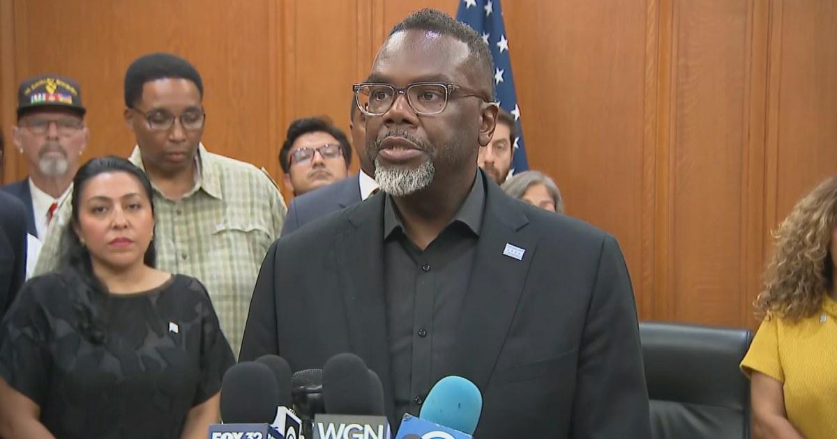 f mo chicago mayor 250830 mffeqd