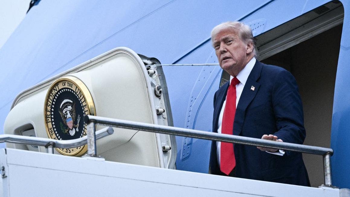 Trump gặp Putin giữa bối cảnh thế giới thay đổi 1 trump air force one