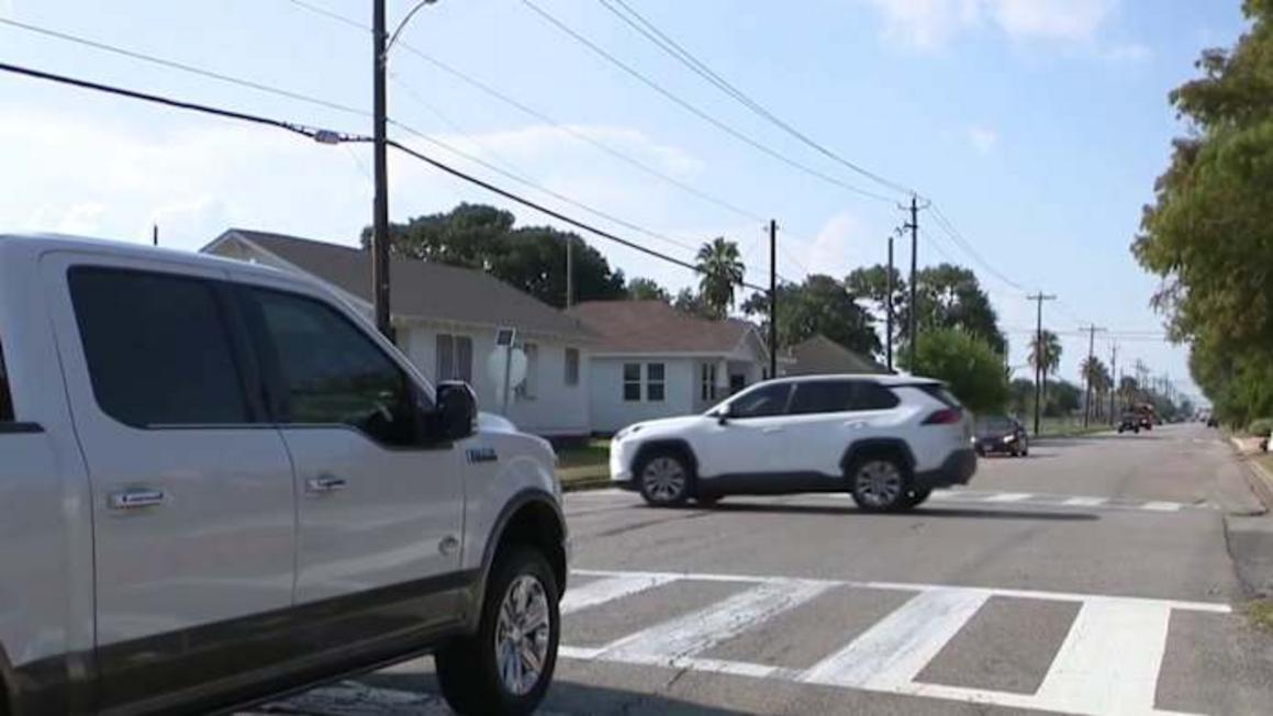 Kêu gọi tăng cường an toàn tại giao lộ Galveston sau nhiều vụ tai nạn 1