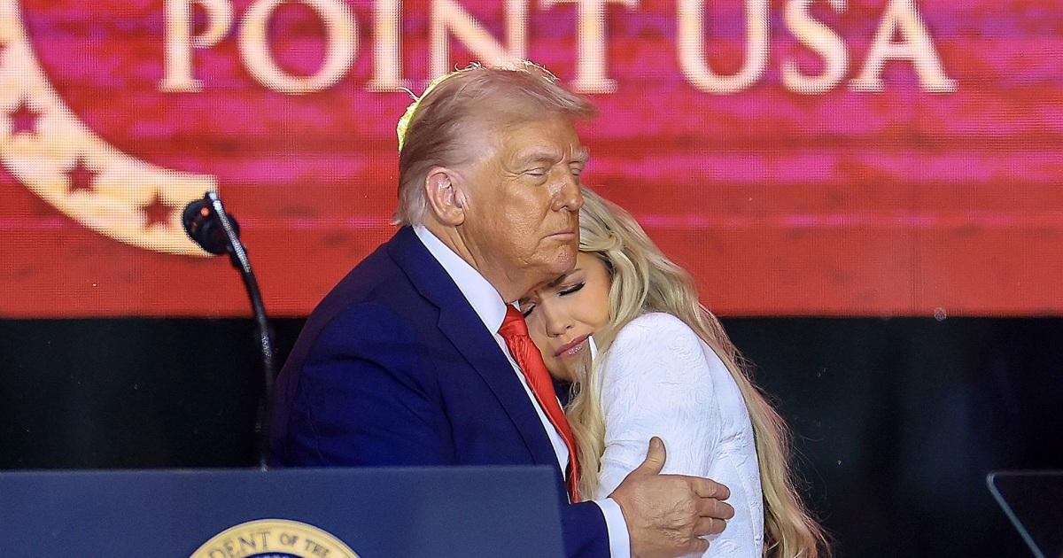 Vợ Charlie Kirk tha thứ cho kẻ giết chồng 1 1758539333883 tdy news 7a chesky kirk memorial 250922 1920x1080 40tylk