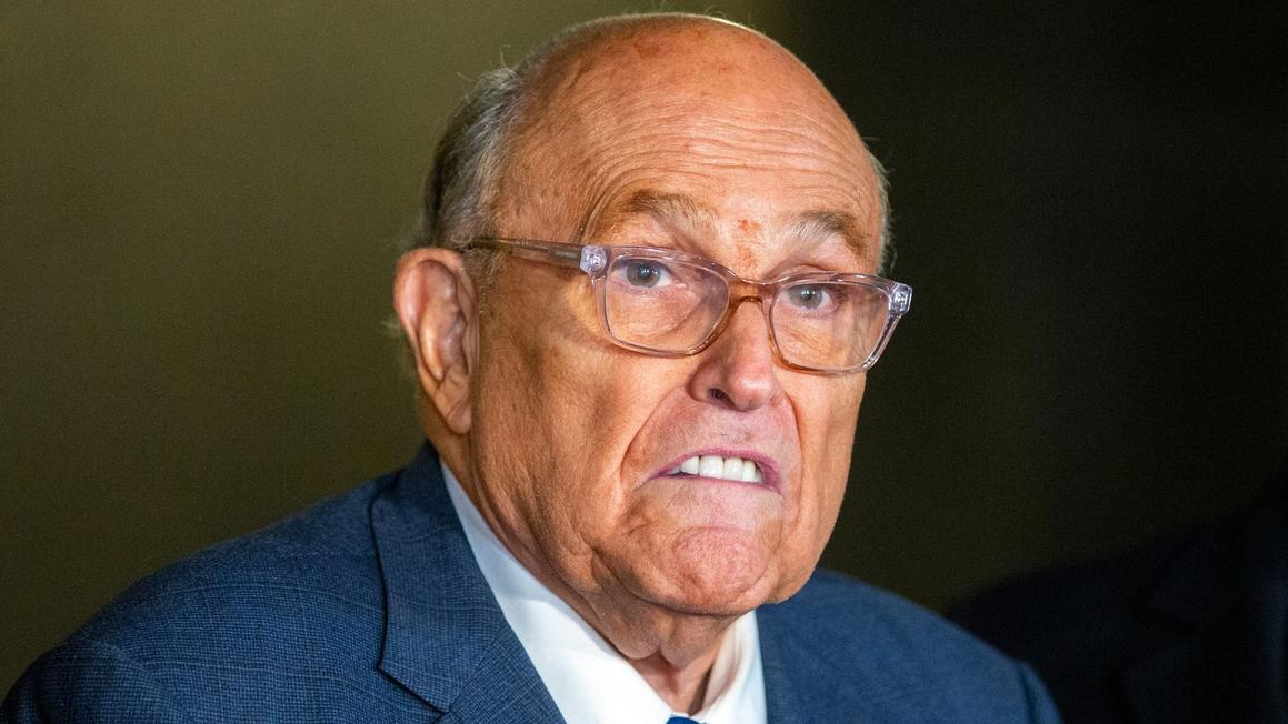 17713913 090125 wabc ap rudy giuliani img 1