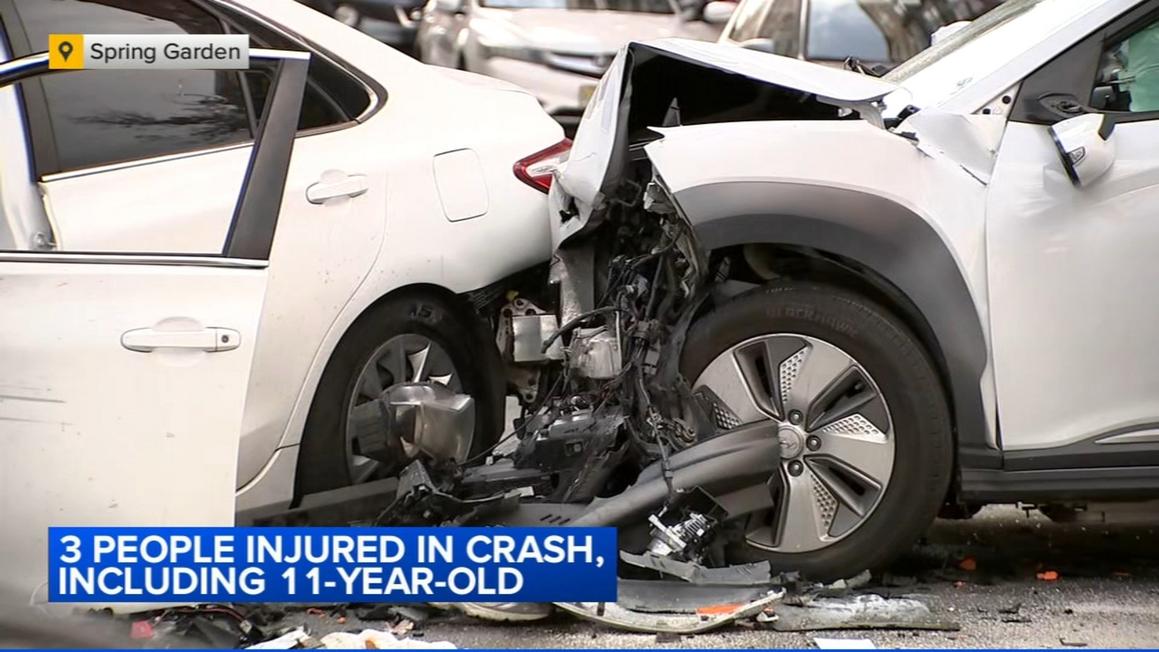 17735371 090325 wpvi spring garden crash 11pm CC vid