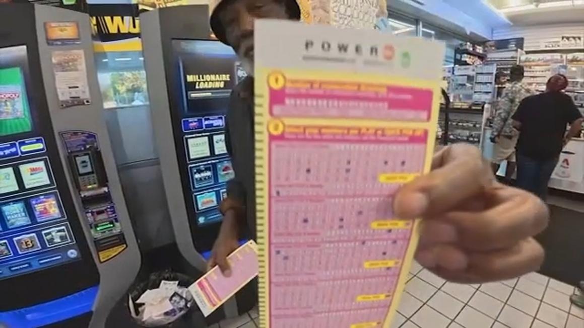 17739473 090425 wpvi powerball ticket img
