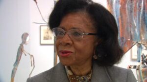 Nữ nhà báo truyền hình tiên phong tại Vùng Vịnh, Belva Davis, qua đời ở tuổi 92 25 Nữ nhà báo truyền hình tiên phong tại Vùng Vịnh, Belva Davis, qua đời ở tuổi 92