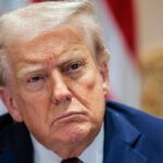 Tổng Thống Trump kháng cáo lên Tòa Tối Cao để giữ các khoản thuế quan