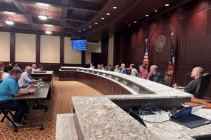 Giới chức Roanoke phản đối dự án phát triển nhà phố trên Đường Marshall Creek, Quốc lộ 377 25 Giới chức Roanoke phản đối dự án phát triển nhà phố trên Đường Marshall Creek, Quốc lộ 377