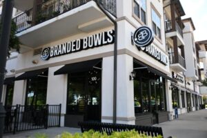 Branded Bowls khai trương tiệm salad mới tại Flower Mound 3 Branded Bowls khai trương tiệm salad mới tại Flower Mound