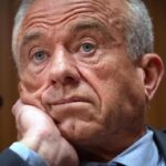 Gia đình Robert F. Kennedy Jr. lên tiếng chỉ trích, kêu gọi từ chức 11 Gia đình Robert F. Kennedy Jr. lên tiếng chỉ trích, kêu gọi từ chức