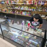 Luật cấm vape mới tại Texas làm bốc hơi lựa chọn của khách hàng và doanh số bán hàng