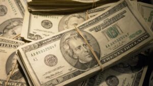 Cảnh báo: Tiền phim giả được sử dụng tại các cửa hàng ở New Jersey 5 Cảnh báo: Tiền phim giả được sử dụng tại các cửa hàng ở New Jersey