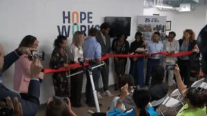 Khai Trương Trung Tâm Đổi Mới AI Hiện Đại Tại Khu Kensington, Philadelphia 16 Khai Trương Trung Tâm Đổi Mới AI Hiện Đại Tại Khu Kensington, Philadelphia