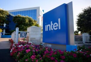 Điểm tin: Tuần tốt cho Intel, tuần không may cho Joel Engardio 11 Điểm tin: Tuần tốt cho Intel, tuần không may cho Joel Engardio