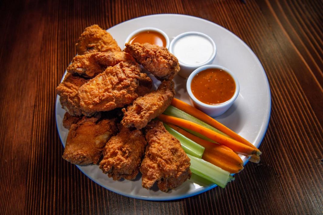 SJM L WINGS 0907 02 27001b