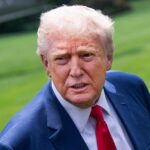 Cố Vấn Chính Trị của Tổng Thống Donald Trump họp kín với Hạ Viện GOP về việc đổi tên dự luật lớn