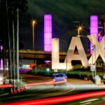 Biển hiệu LAX mang tính biểu tượng bị dỡ bỏ để cải thiện đường sá