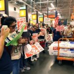 Hai Dân Biểu Los Angeles Phản Đối Home Depot Về Việc Trump Ra Lệnh Truy Quét ICE