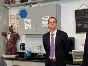 Các Đảng Phái Chính Trị Harris County Ủng Hộ Ứng Viên Hội Đồng Trường Houston ISD 20 Các Đảng Phái Chính Trị Harris County Ủng Hộ Ứng Viên Hội Đồng Trường Houston ISD