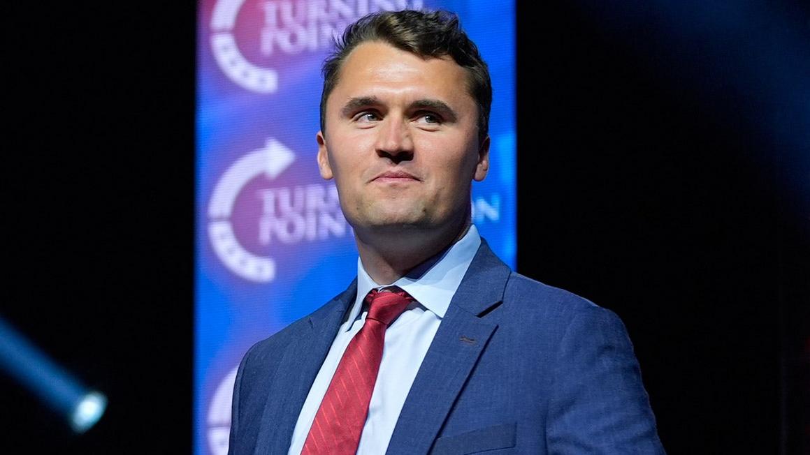 William Bennett: Cái chết của Charlie Kirk hé lộ gì về tâm thức người Mỹ 1 nfl charlie kirk 091525 2 3