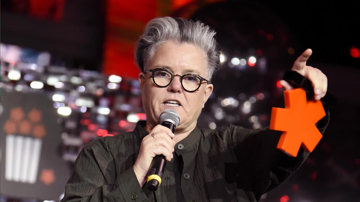 rosie odonnell speaks at event