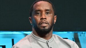 Công tố viên đề nghị án tù hơn 11 năm cho Sean ‘Diddy’ Combs 12 Công tố viên đề nghị án tù hơn 11 năm cho Sean ‘Diddy’ Combs