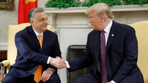 Quan chức Hungary ca ngợi 'thời kỳ vàng son' quan hệ với Mỹ, ghi nhận Tổng Thống Trump thúc đẩy NATO và đầu tư 15 Quan chức Hungary ca ngợi ‘thời kỳ vàng son’ quan hệ với Mỹ, ghi nhận Tổng Thống Trump thúc đẩy NATO và đầu tư