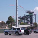 Hai cảnh sát Galveston suýt chết đuối khi đang huấn luyện