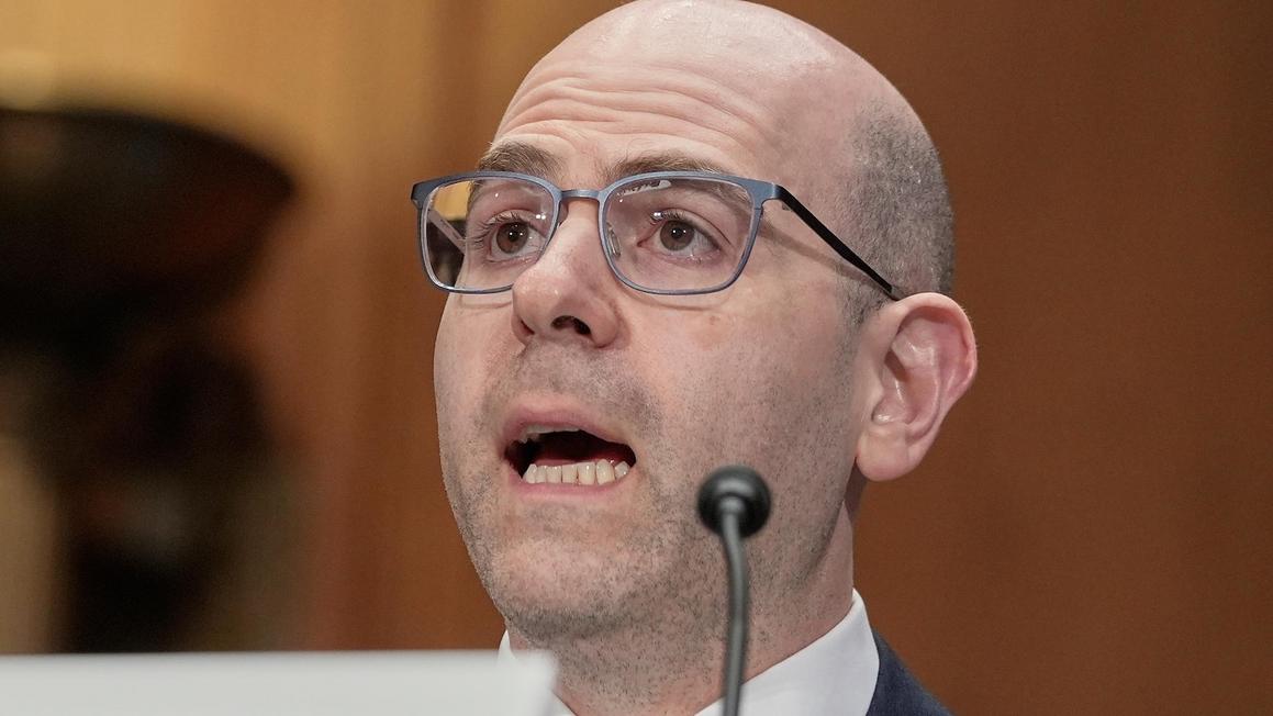 Trump nỗ lực thay đổi Cục Dự trữ Liên bang (FED) 1