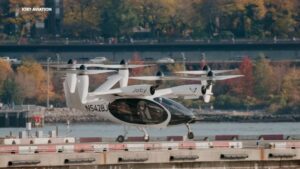 Taxi bay điện sẽ được trưng bày tại buổi trình diễn hàng không Salinas cuối tuần này 14 Taxi bay điện sẽ được trưng bày tại buổi trình diễn hàng không Salinas cuối tuần này