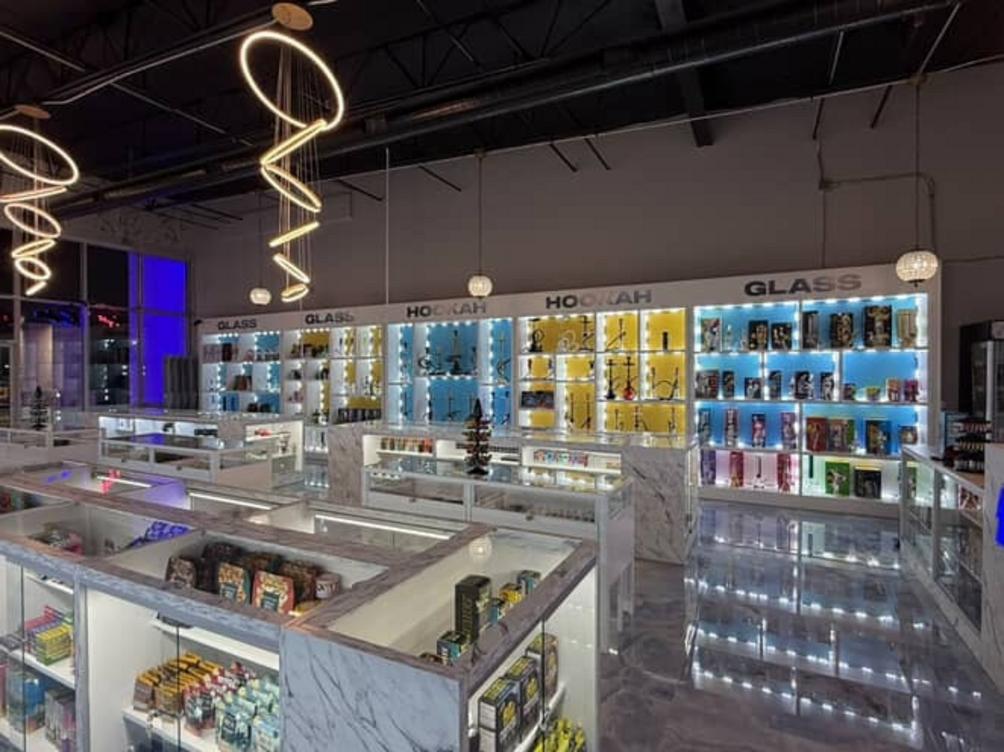 Hidden Haze Smoke and Vape khai trương chi nhánh tại Frisco 1 388347