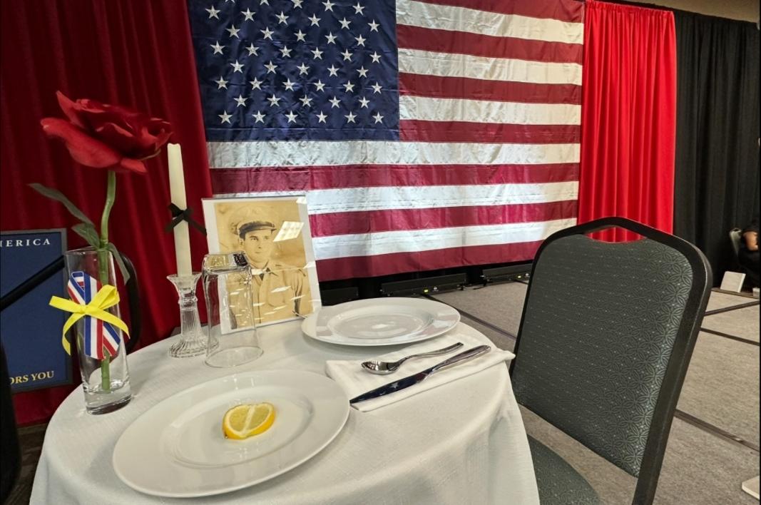 Tiệc tri ân vinh danh cựu chiến binh địa phương ngày 8 tháng 11 tại Bastrop 1 389430