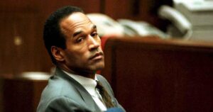 10-03-1995: Cựu sao bóng bầu dục O.J. Simpson được tuyên trắng án 5 10-03-1995: Cựu sao bóng bầu dục O.J. Simpson được tuyên trắng án