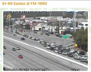 Đoạn đường northbound Xa lộ Eastex bị phong tỏa tại Townsen Blvd. ở Humble do tai nạn nghiêm trọng 4 Đoạn đường northbound Xa lộ Eastex bị phong tỏa tại Townsen Blvd. ở Humble do tai nạn nghiêm trọng