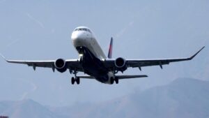 Sân bay Burbank của California Tê Liệt 6 Giờ, Hàng Chục Chuyến Bay Bị Trì Hoãn 11 Sân bay Burbank của California Tê Liệt 6 Giờ, Hàng Chục Chuyến Bay Bị Trì Hoãn