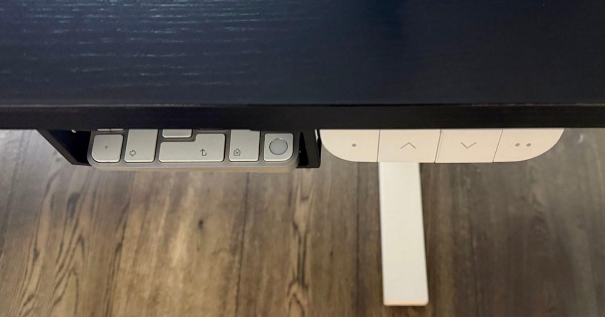 Giải pháp khéo léo cho người yêu bàn phím cơ và Touch ID 1 A slightly silly but effective hack for fans of mechanical keyboards and Touch ID