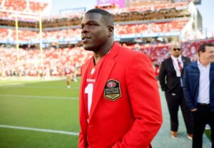 Cơ hội vào Hall of Fame của Frank Gore tiến thêm một bước 2 Cơ hội vào Hall of Fame của Frank Gore tiến thêm một bước