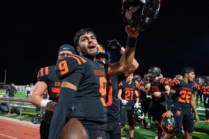 California vẫn bất bại, chấm dứt chuỗi thua trước San Ramon Valley 10 California vẫn bất bại, chấm dứt chuỗi thua trước San Ramon Valley