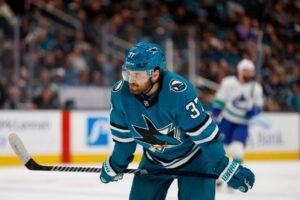 San Jose Sharks Đưa Hậu Vệ Timothy Liljegren Vào Danh Sách Chấn Thương 10 San Jose Sharks Đưa Hậu Vệ Timothy Liljegren Vào Danh Sách Chấn Thương