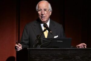 Diễn giả Walnut Creek: Giáo dục là công cụ chống tội phạm mạnh mẽ nhất 5 Diễn giả Walnut Creek: Giáo dục là công cụ chống tội phạm mạnh mẽ nhất