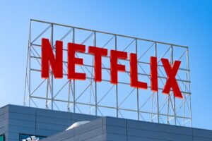 Netflix đầu tư mạnh vào AI sáng tạo, ngành giải trí còn chia rẽ 4 Netflix đầu tư mạnh vào AI sáng tạo, ngành giải trí còn chia rẽ