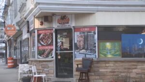 Nhà hàng Jersey Kebab sẽ dời đến Collingswood sau vụ chủ nhân bị Sở Di Trú bắt giữ