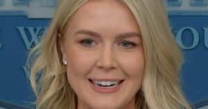 Tòa Bạch Ốc: 'Không có kế hoạch cụ thể' cho ICE tại Super Bowl 20 Tòa Bạch Ốc: ‘Không có kế hoạch cụ thể’ cho ICE tại Super Bowl