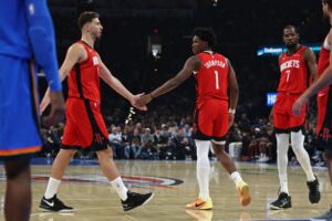 Rockets Thua sát nút Thunder ở hiệp phụ kép trong ngày khai mạc mùa giải 7 Rockets Thua sát nút Thunder ở hiệp phụ kép trong ngày khai mạc mùa giải