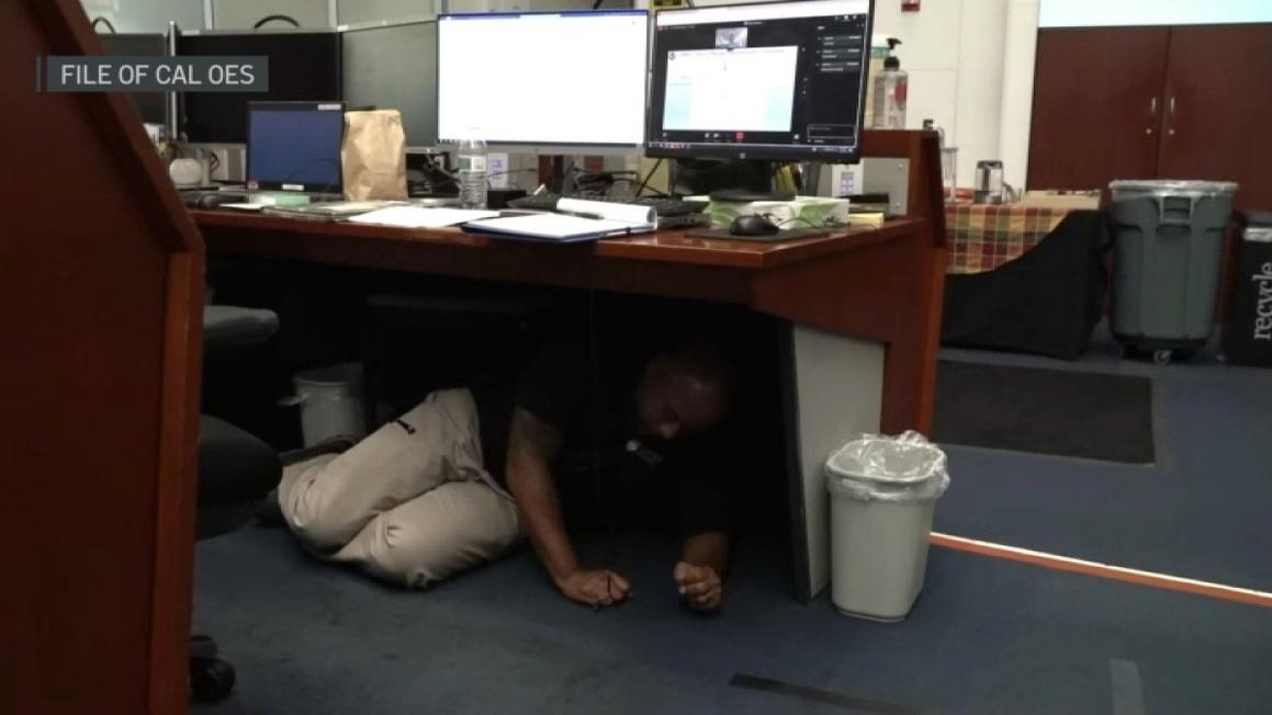 Ngày 'ShakeOut' Quốc tế: Thực hành an toàn động đất 1 ShakeOut