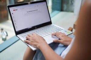 YouTube cho phép người dùng từng bị cấm trở lại nền tảng 7 YouTube cho phép người dùng từng bị cấm trở lại nền tảng