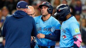 Huấn luyện viên Blue Jays chỉ trích CĐV Mariners vì la ó George Springer bị đánh bóng 9 Huấn luyện viên Blue Jays chỉ trích CĐV Mariners vì la ó George Springer bị đánh bóng