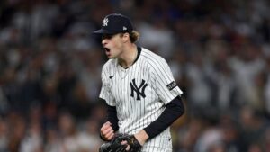 Tân binh Yankees lập kỷ lục lịch sử tại Giải Bóng Chày Nhà Nghề Mỹ 3 Tân binh Yankees lập kỷ lục lịch sử tại Giải Bóng Chày Nhà Nghề Mỹ