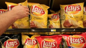 Lay's Đại Tu Diện Mạo Mới: Công Ty Thay Đổi Bao Bì Khoai Tây Chiên và Thành Phần 4 Lay’s Đại Tu Diện Mạo Mới: Công Ty Thay Đổi Bao Bì Khoai Tây Chiên và Thành Phần