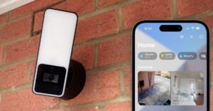 Đánh Giá Camera Ngoài Trời EVE: Tích Hợp Đèn Chiếu Sáng Tuyệt Vời Cho HomeKit 4 Đánh Giá Camera Ngoài Trời EVE: Tích Hợp Đèn Chiếu Sáng Tuyệt Vời Cho HomeKit